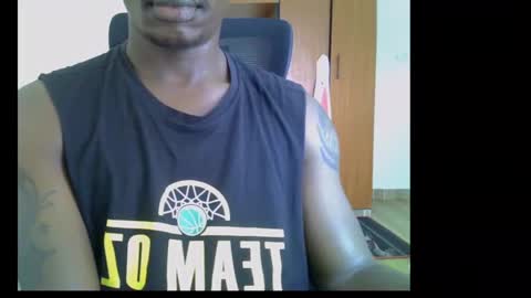 HOT AND SWEET online show from 05-13-26, 07:28