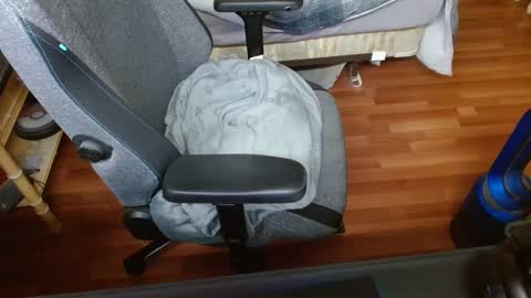 fingerpoppingeachother online show from 01-04-25, 03:07