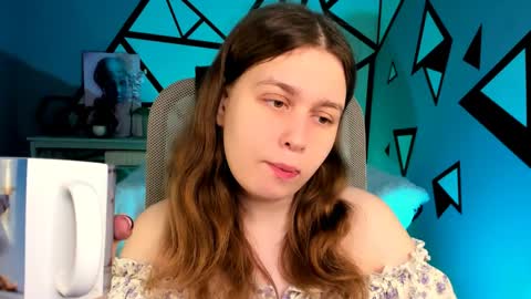 fiora online show from 03-29-26, 05:18