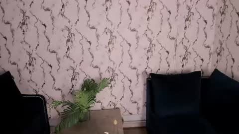 Snapshot of fiorelaa_ chatting on 06-12-26, 11:53 Fiorela online show from 06-12-26, 11:53