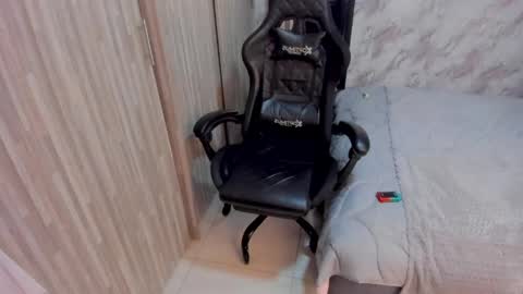 fiorella_crocetti online show from 04-25-26, 06:05