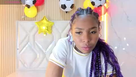 Online 800 to 1400 online show from 06-18-26, 03:07