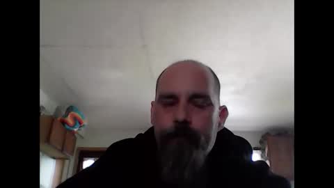 Snapshot of fireprince1977 chatting on 04-26-26, 07:11 Brad online show from 04-26-26, 07:11