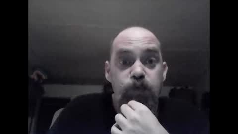 Snapshot of fireprince1977 chatting on 04-28-26, 02:27 Brad online show from 04-28-26, 02:27
