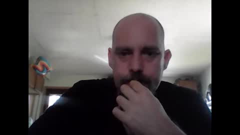 Snapshot of fireprince1977 chatting on 05-03-26, 05:19 Brad online show from 05-03-26, 05:19