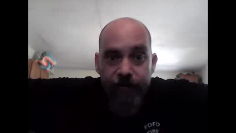 Snapshot of fireprince1977 chatting on 05-07-26, 09:42 Brad online show from 05-07-26, 09:42