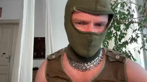 Snapshot of fituniformguy chatting on 04-29-26, 12:31 fituniformguy online show from 04-29-26, 12:31