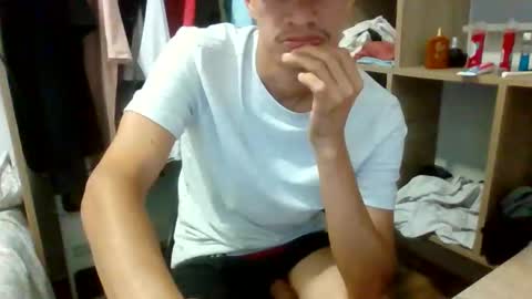Charles mi new  TWT Flacousa1 online show from 05-15-26, 11:01
