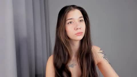 Emely  online show from 11-19-25, 05:07