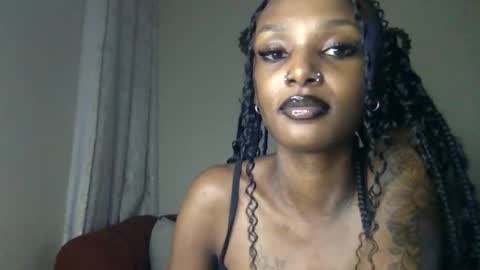 sheery online show from 05-26-26, 09:33