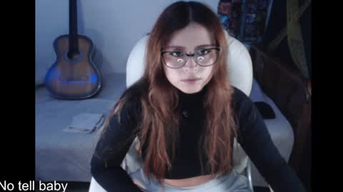 Snapshot of flor3citarockera chatting on 06-16-26, 01:36 flor3citarockera online show from 06-16-26, 01:36