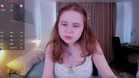 Hayley  I WILL COME BACK ON MAY 27TH 6pm UTC online show from 06-24-26, 06:12