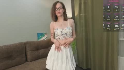 Anna online show from 10-10-25, 01:32