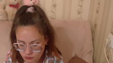 say meow and send tip  online show from 05-11-26, 01:50