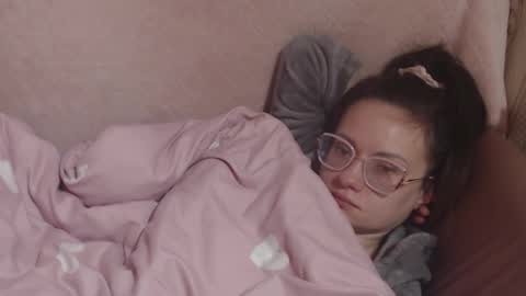 say meow and send tip  online show from 03-20-26, 11:04