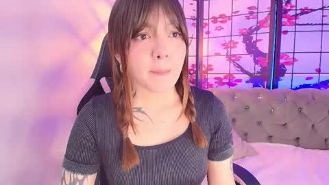  FLUFFY BUBBLE  online show from 12-21-25, 04:19