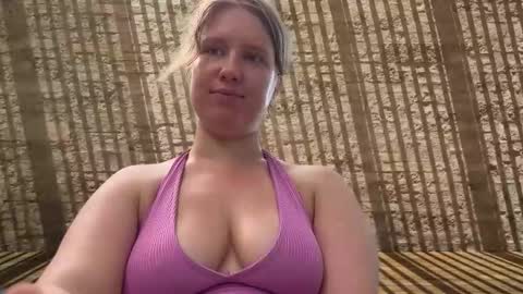 fluffy_bunnyxxx online show from 04-15-26, 06:31
