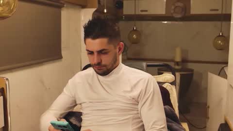 independent model online show from 03-05-26, 07:32