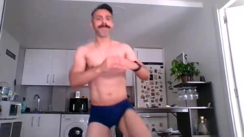 Snapshot of fonsi924 chatting on 07-19-26, 09:02 fonsi924 online show from 07-19-26, 09:02