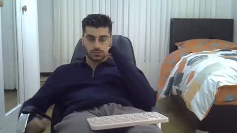 Snapshot of fortiori8 chatting on 11-12-25, 08:19 fortiori8 online show from 11-12-25, 08:19