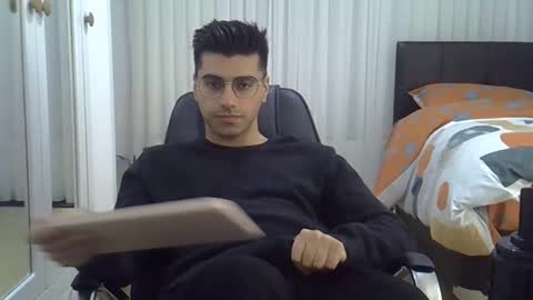 Snapshot of fortiori8 chatting on 11-15-25, 08:05 fortiori8 online show from 11-15-25, 08:05