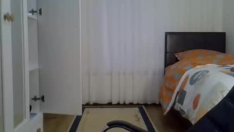 Snapshot of fortiori8 chatting on 11-17-25, 02:45 fortiori8 online show from 11-17-25, 02:45