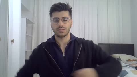 Snapshot of fortiori8 chatting on 03-08-26, 06:44 fortiori8 online show from 03-08-26, 06:44