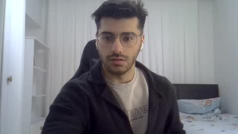 Snapshot of fortiori8 chatting on 04-09-26, 08:14 fortiori8 online show from 04-09-26, 08:14