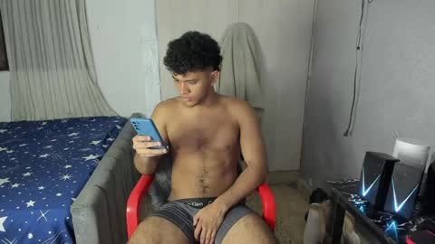 Snapshot of fox_evans chatting on 06-04-26, 07:14 Fox online show from 06-04-26, 07:14