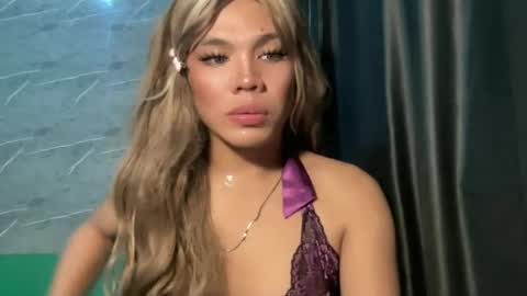 Snapshot of foxli_xx chatting on 06-16-26, 11:57 KITTY online show from 06-16-26, 11:57