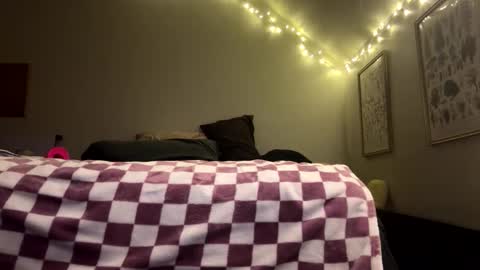 Rainbow online show from 03-06-26, 08:00