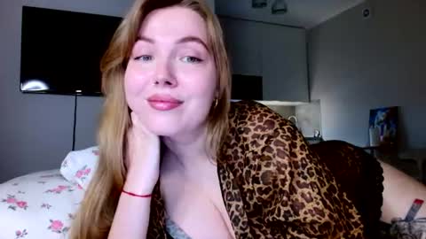 Cindy online show from 08-06-26, 08:33
