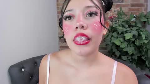 Loren online show from 06-27-26, 12:22