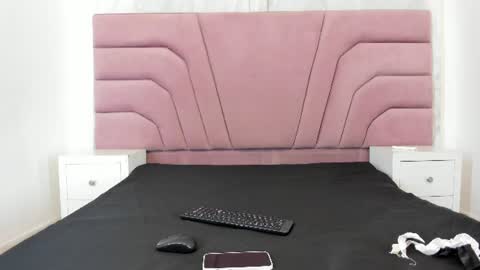 foxyhillx online show from 06-20-26, 10:12