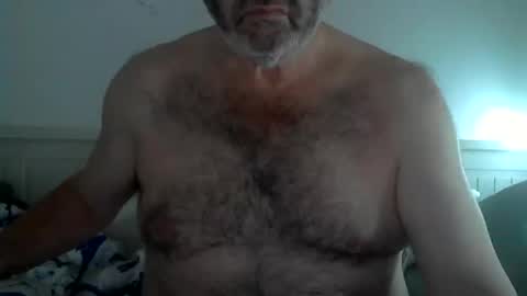 Snapshot of foyett chatting on 10-17-25, 01:14 foyett online show from 10-17-25, 01:14