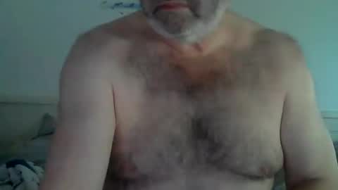 Snapshot of foyett chatting on 11-02-25, 03:36 foyett online show from 11-02-25, 03:36