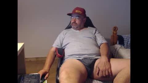 Snapshot of fraboys chatting on 04-23-26, 05:08 Fraboys online show from 04-23-26, 05:08