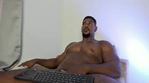IM FRAIDER online show from 06-11-26, 03:43