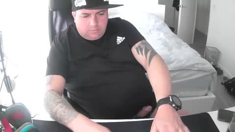 Snapshot of frainter1 chatting on 02-27-25, 09:00 frainter1 online show from 02-27-25, 09:00