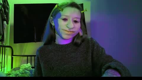 fran_bow online show from 04-10-26, 07:18