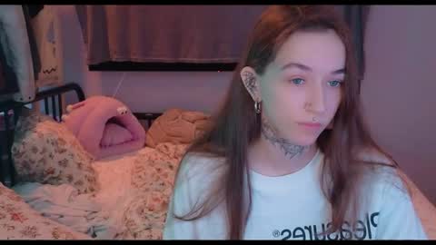 Snapshot of fran_bow chatting on 06-05-26, 10:21 fran_bow online show from 06-05-26, 10:21