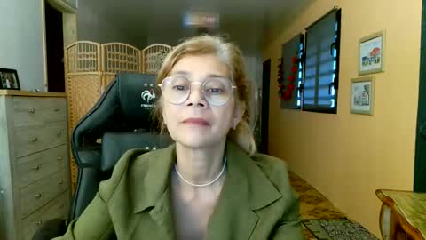 francelune online show from 05-13-26, 01:41