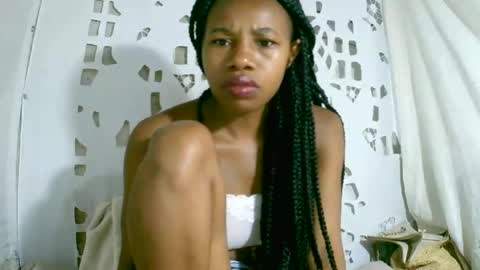 Snapshot of franciefrancie chatting on 02-05-26, 06:29 francilla online show from 02-05-26, 06:29