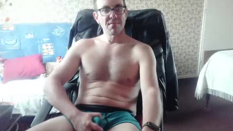 Snapshot of franck143544 chatting on 01-16-25, 01:04 franck143544 online show from 01-16-25, 01:04