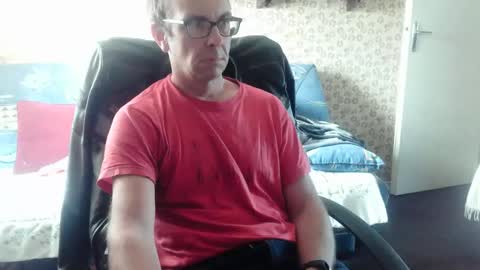 Snapshot of franck143544 chatting on 10-02-25, 08:10 franck143544 online show from 10-02-25, 08:10