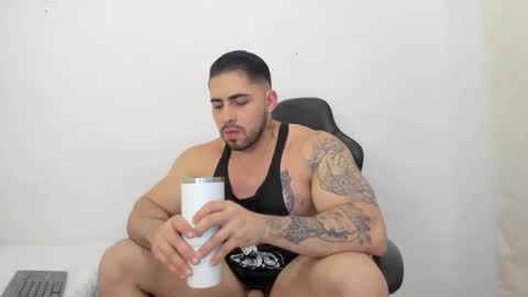 frank_foxx1 online show from 03-05-26, 04:08