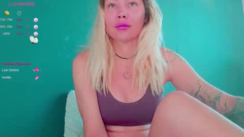 Franky online show from 10-19-25, 02:34