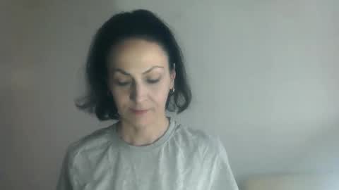 frankieteasing online show from 02-11-26, 06:51