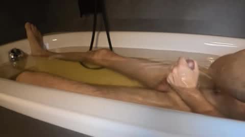 Snapshot of franky84 chatting on 03-23-26, 12:42 franky84 online show from 03-23-26, 12:42