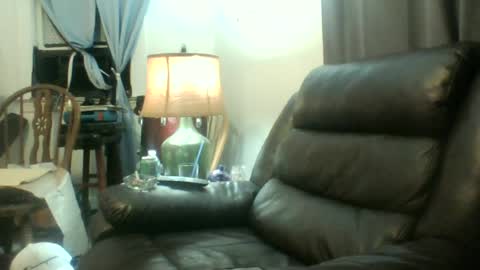 frankyb0yforeal online show from 06-12-26, 05:50